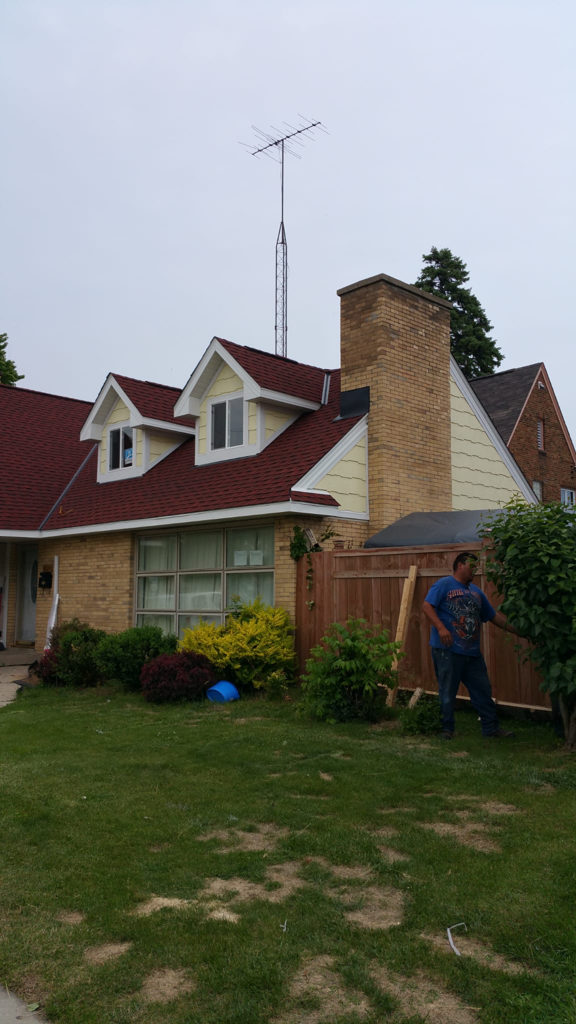 Residential roofing project completed